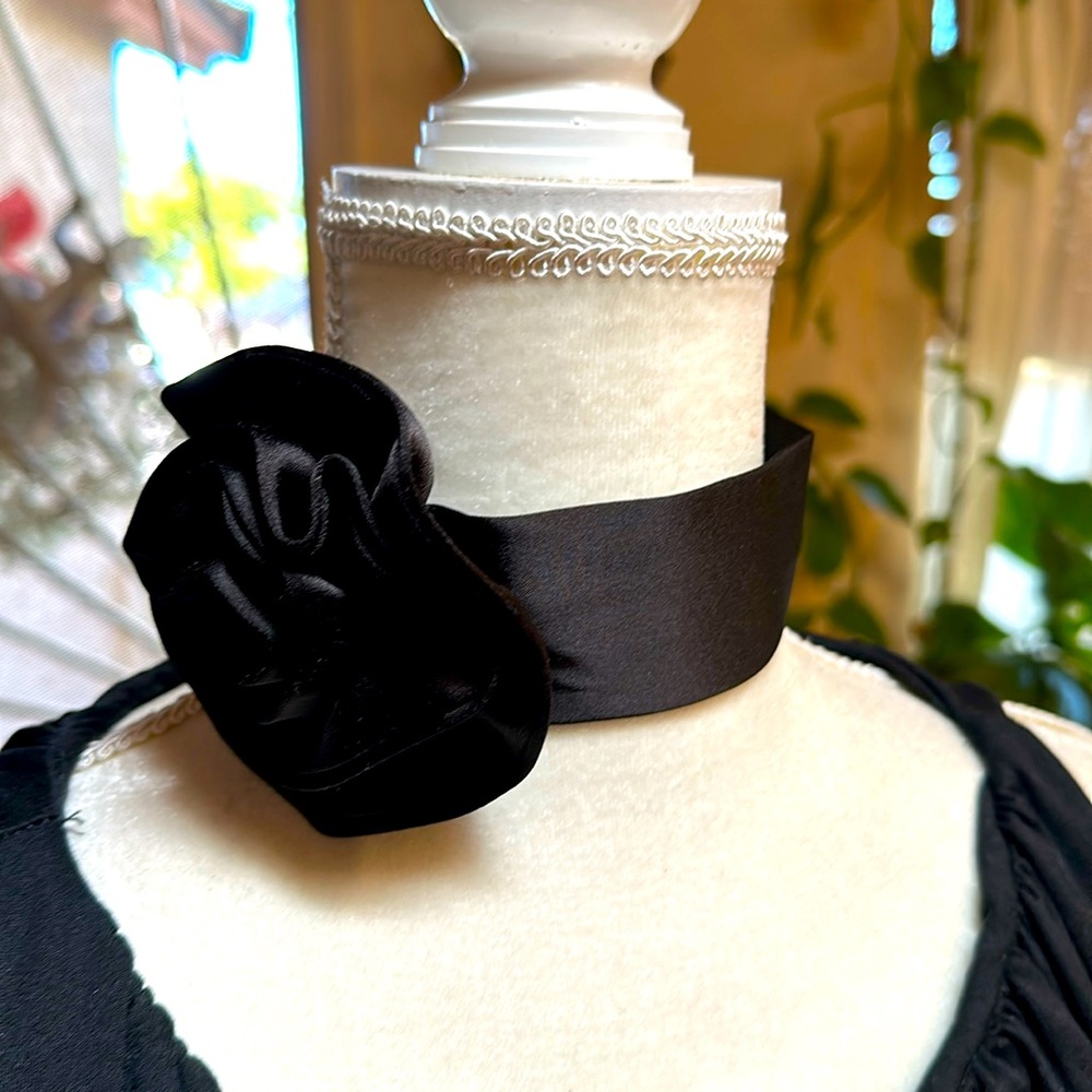 Zara Satin Flower Appliqué Lined Choker - Brand New